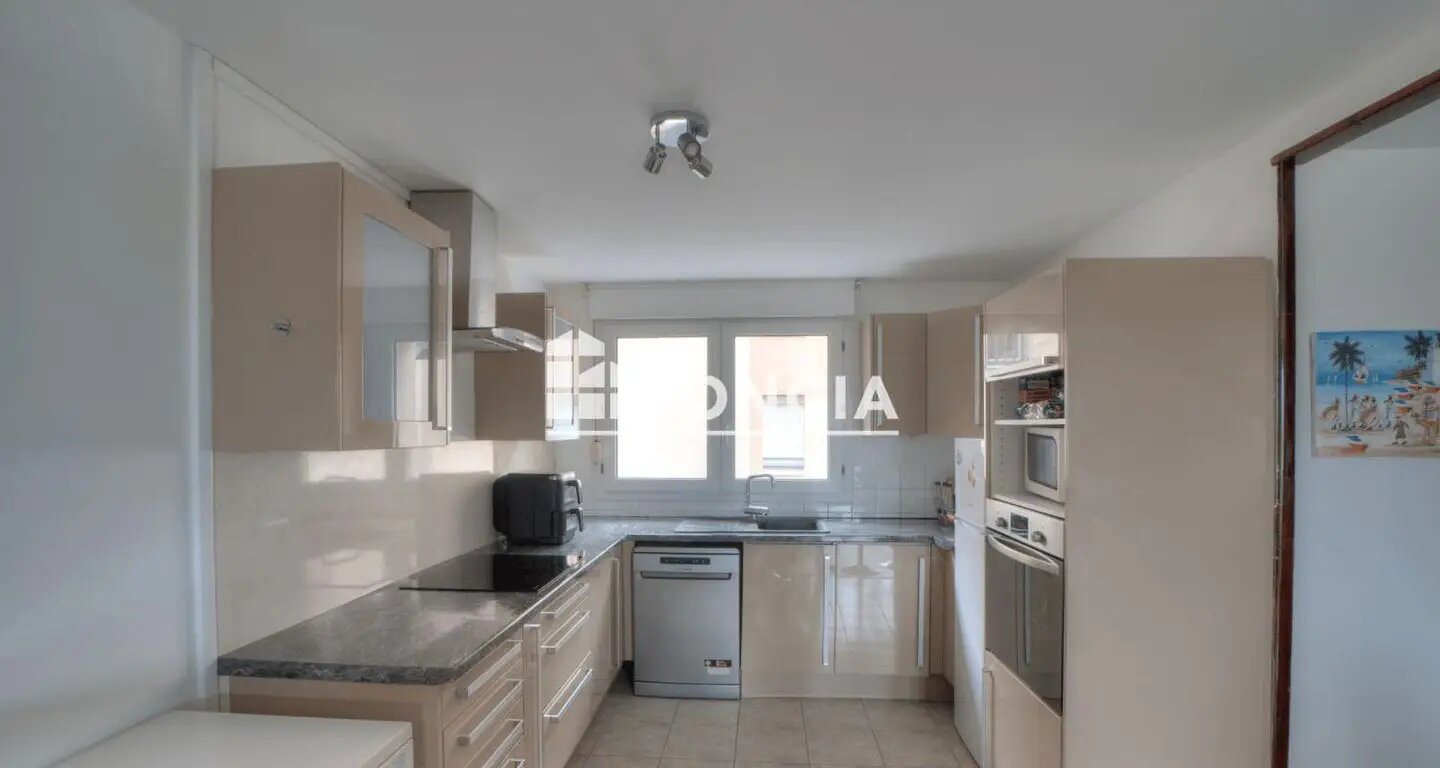 Appartement à vendre, 79m², Thoiry
