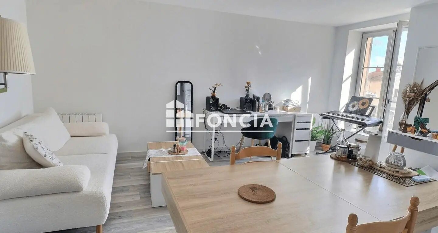 Appartement à vendre, 53m², Saint-Genis-Laval