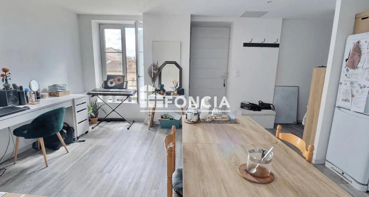Appartement à vendre, 53m², Saint-Genis-Laval