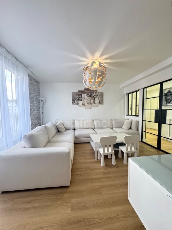 Appartement à vendre, 67m², Mantes-la-Ville