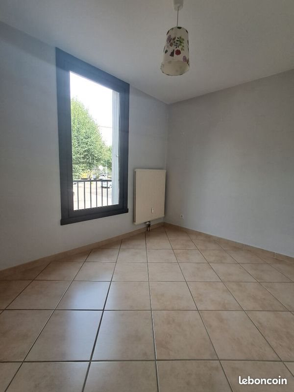 Appartement à louer, 81m², Chaumont