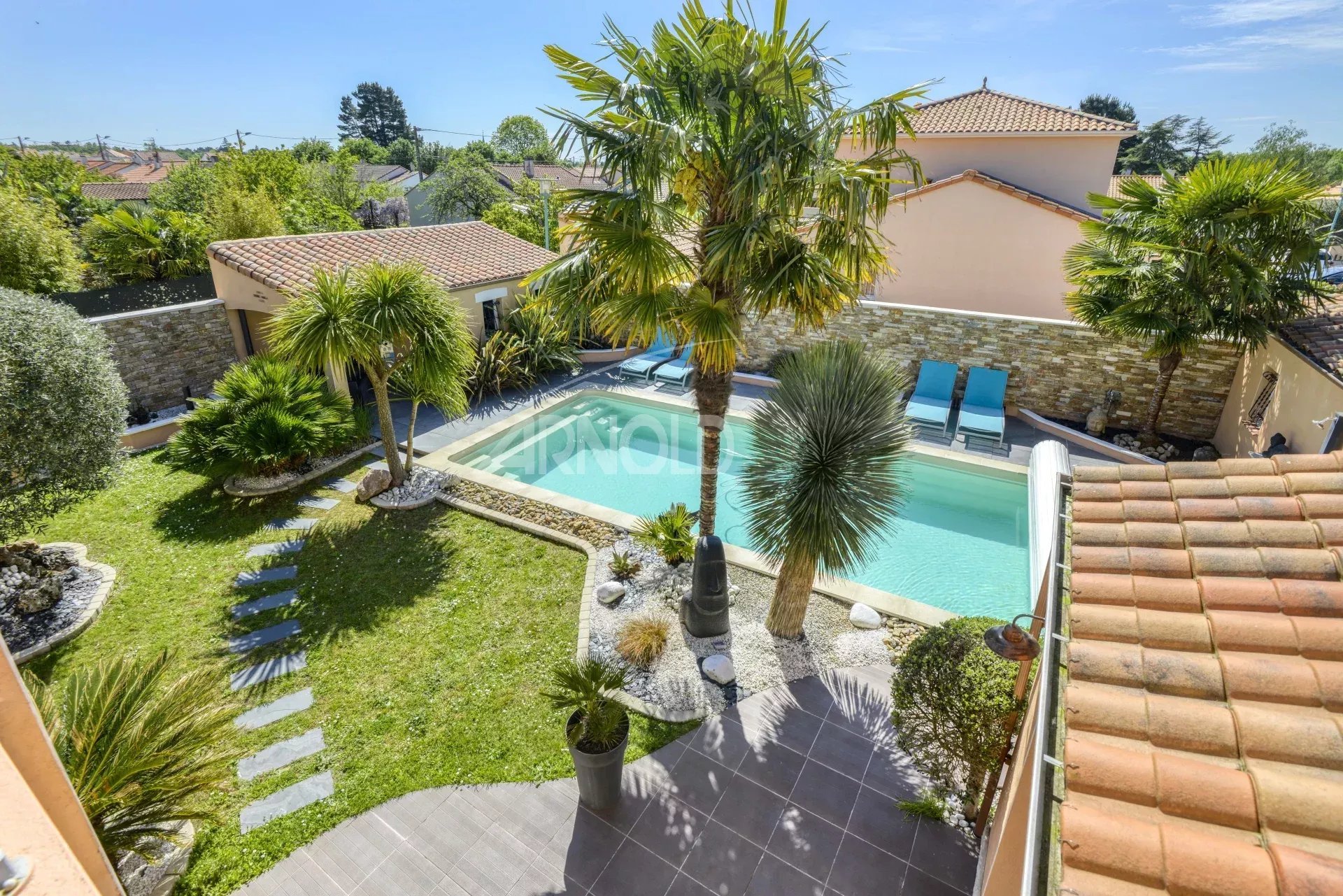 Maison à vendre, 202m², Pont-Saint-Martin