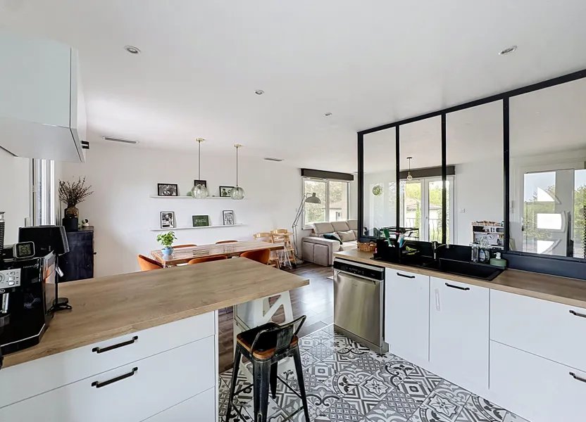 Maison à vendre, 128m², Saint-Geniès-Bellevue
