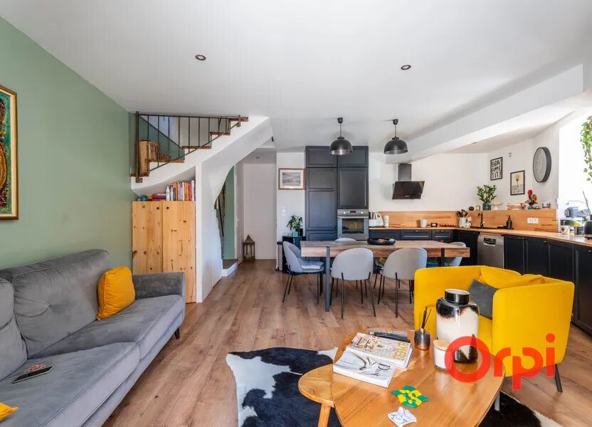 Appartement à vendre, 67m², Sain-Bel