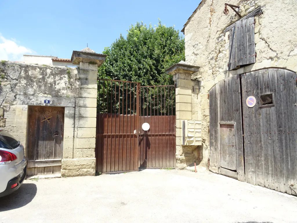 Appartement à vendre, 420m², Aimargues