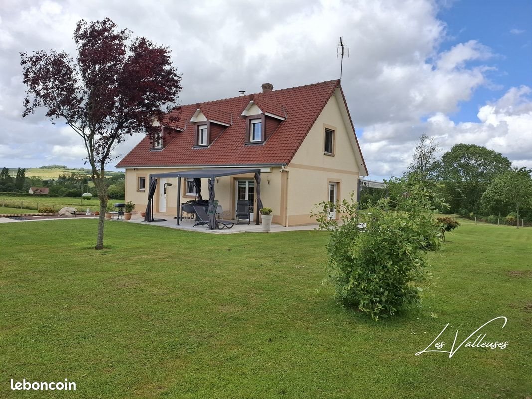 Maison à vendre, 142m², Fréauville