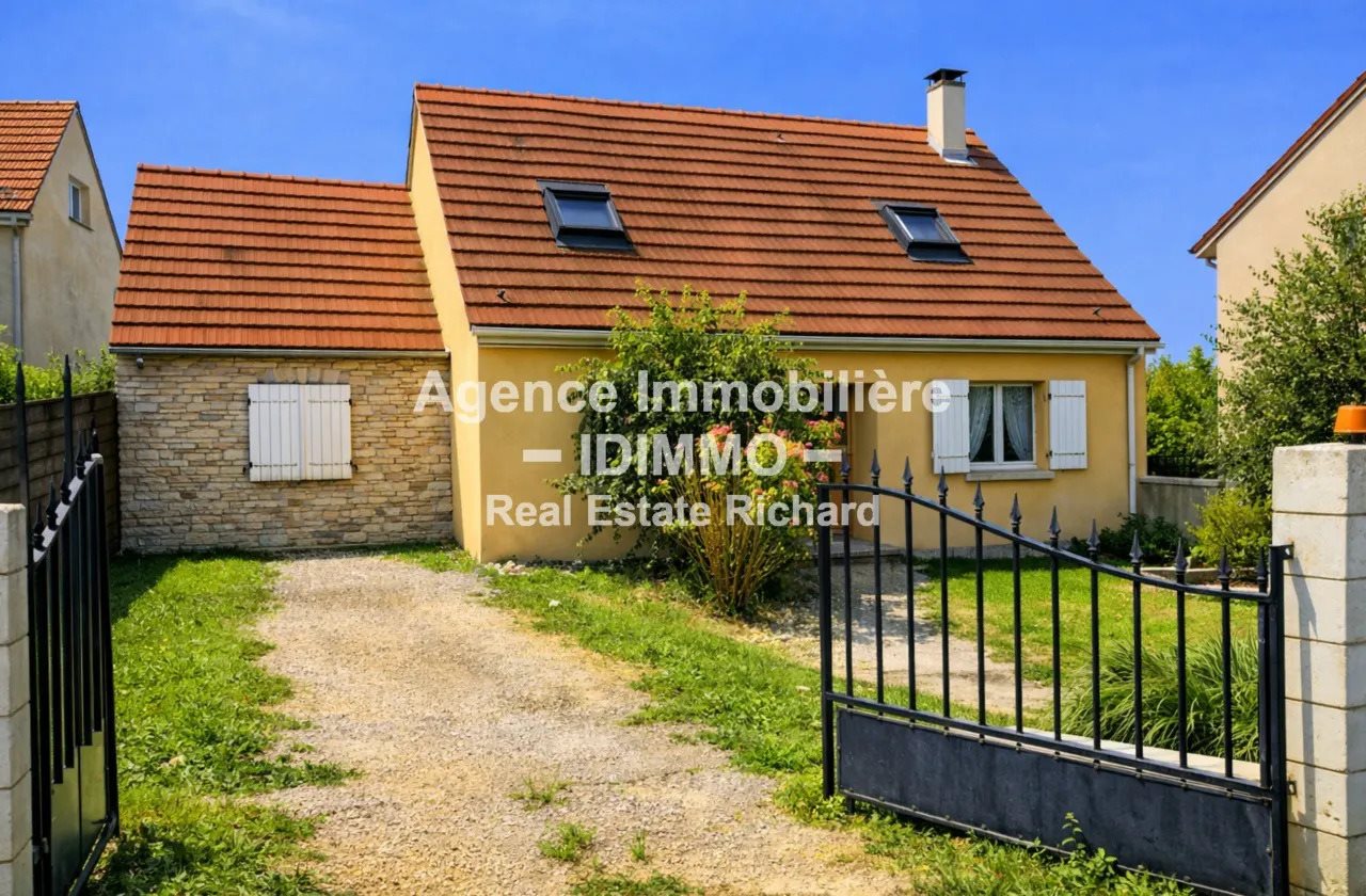 Maison à vendre, 142m², Corbeilles