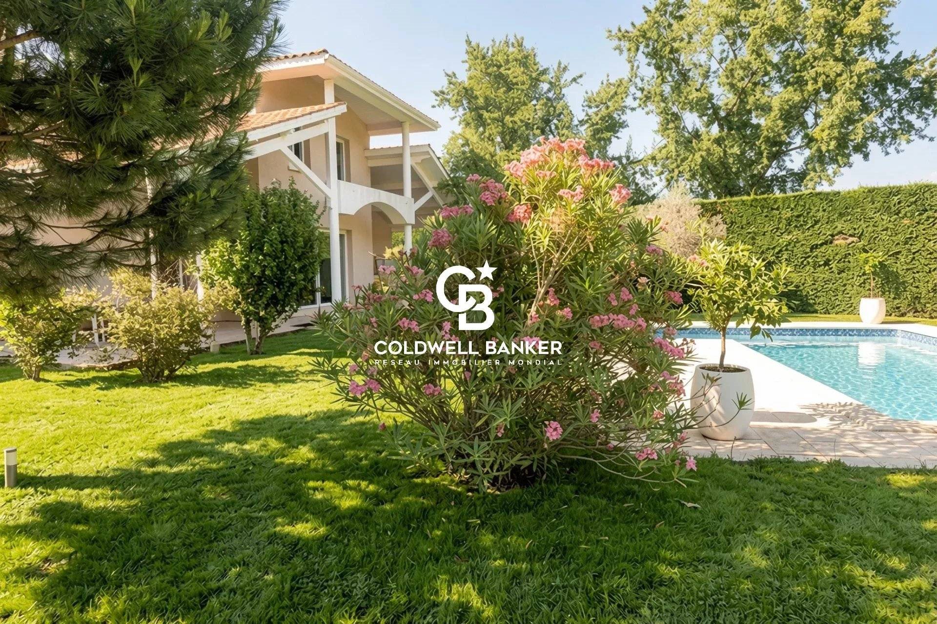 Maison à vendre, 135m², Arès