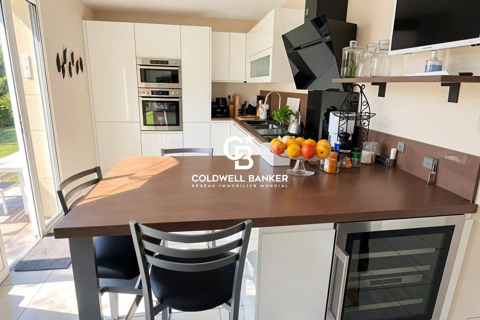 Maison à vendre, 135m², Arès