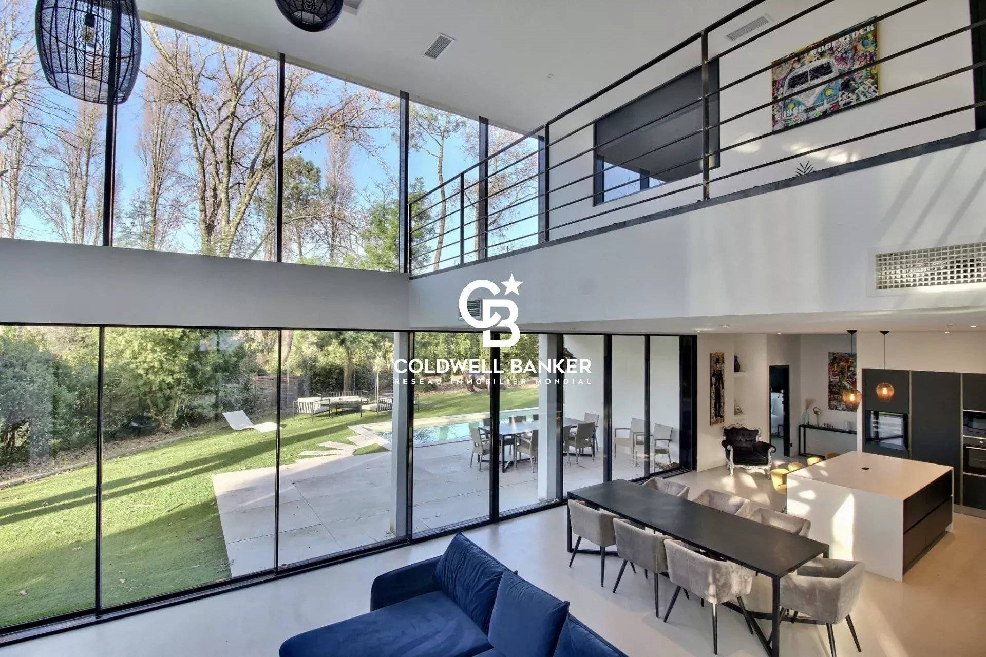 Maison à vendre, 242m², Arcachon