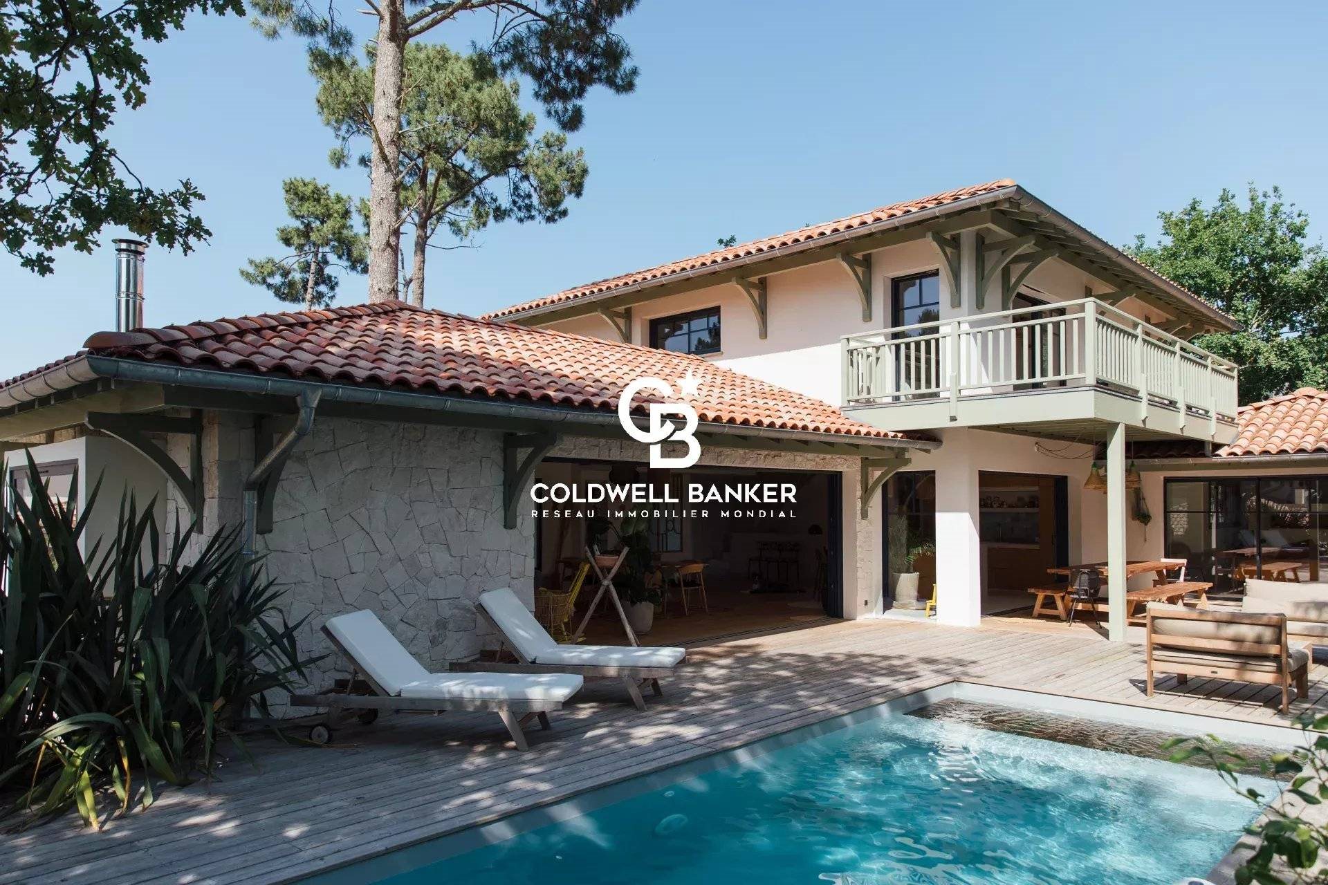 Maison à vendre, 316m², Arcachon
