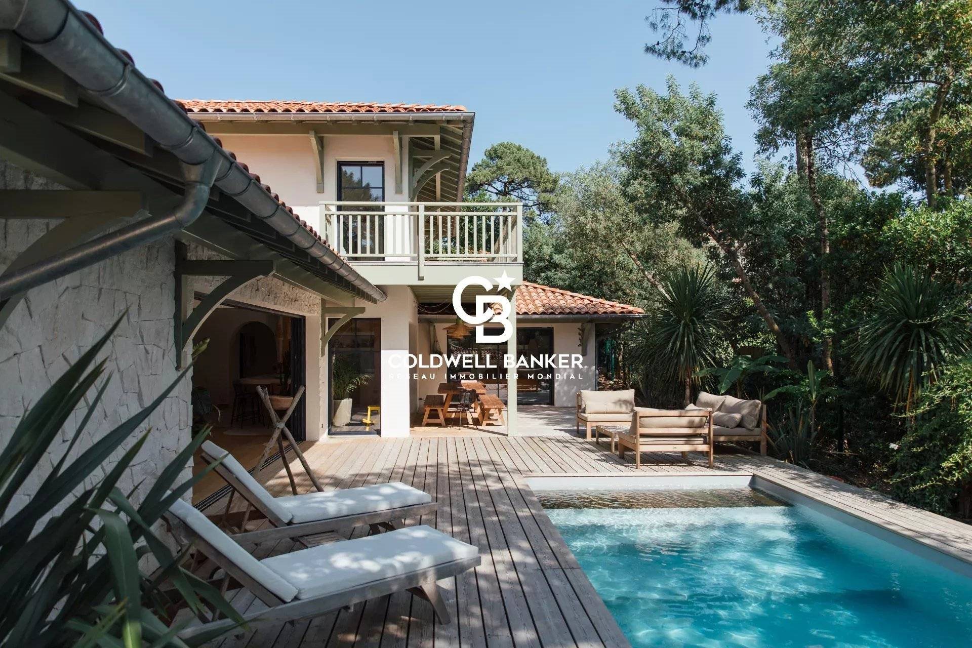 Maison à vendre, 316m², Arcachon