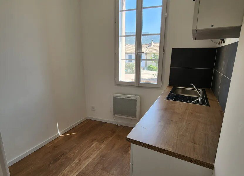 Appartement à louer, 35m², Toulon