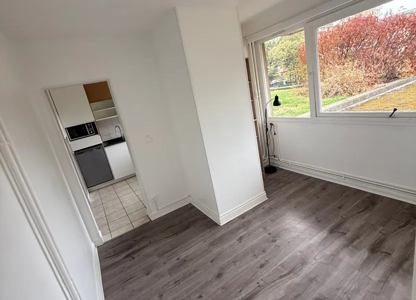 Appartement à louer, 34m², Rosny-sous-Bois