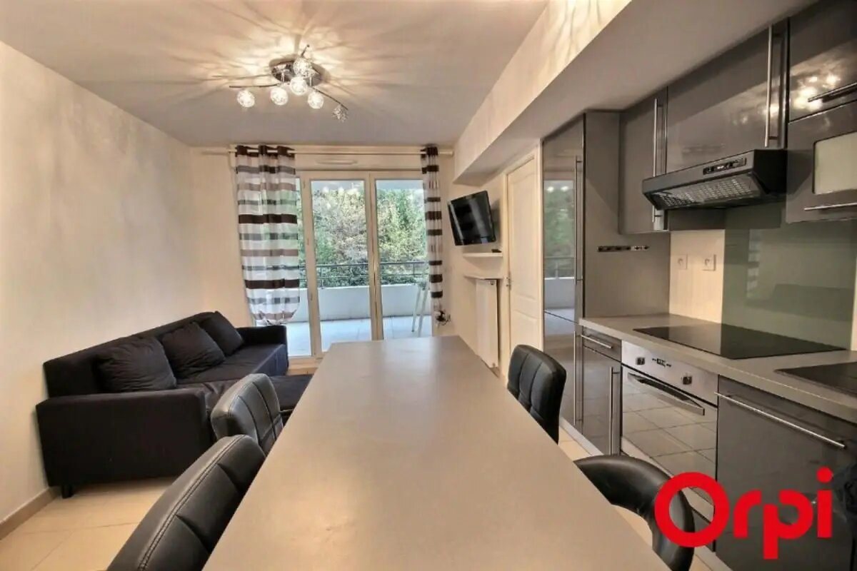 Appartement à louer, 35m², Marseille 12ème