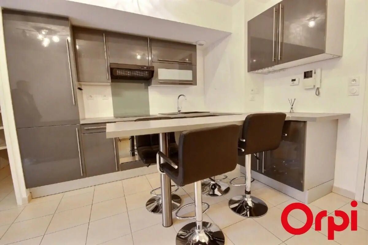 Appartement à louer, 35m², Marseille 12ème