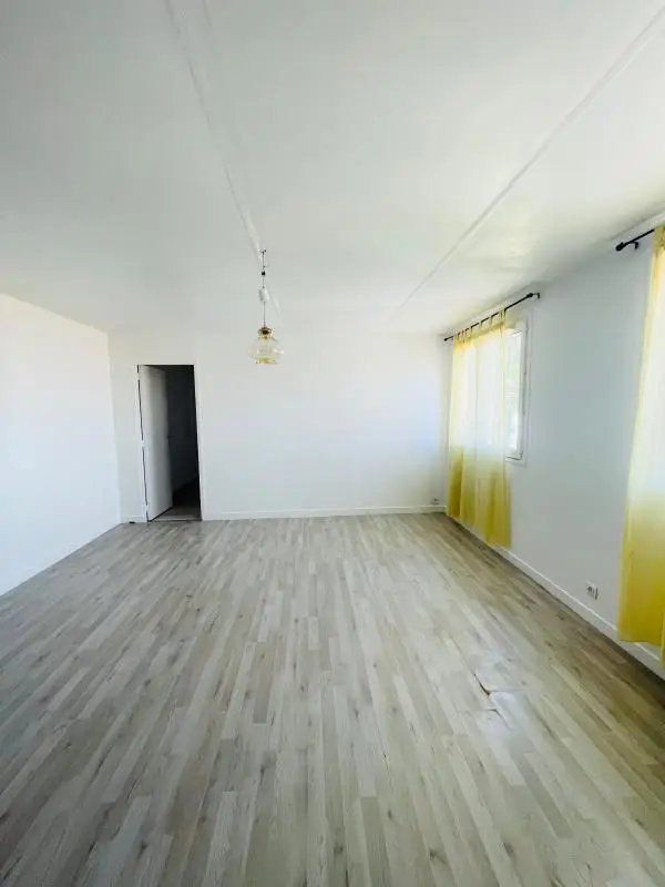 Appartement à louer, 85m², Saint-Soupplets