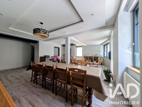Maison à vendre, 248m², Yvré-le-Pôlin