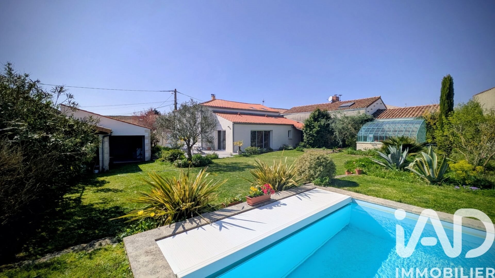Maison à vendre, 146m², Thairé