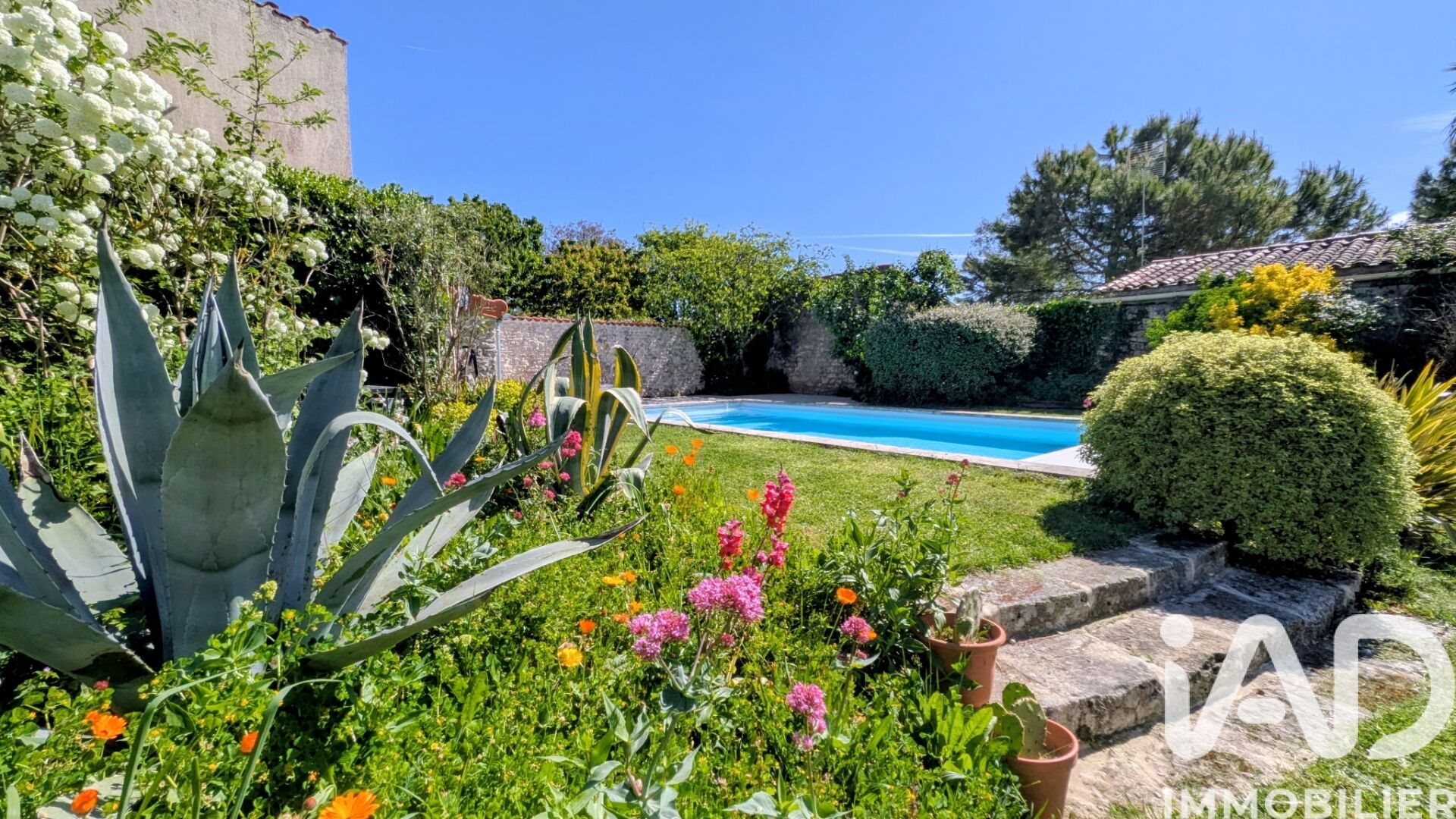 Maison à vendre, 146m², Thairé