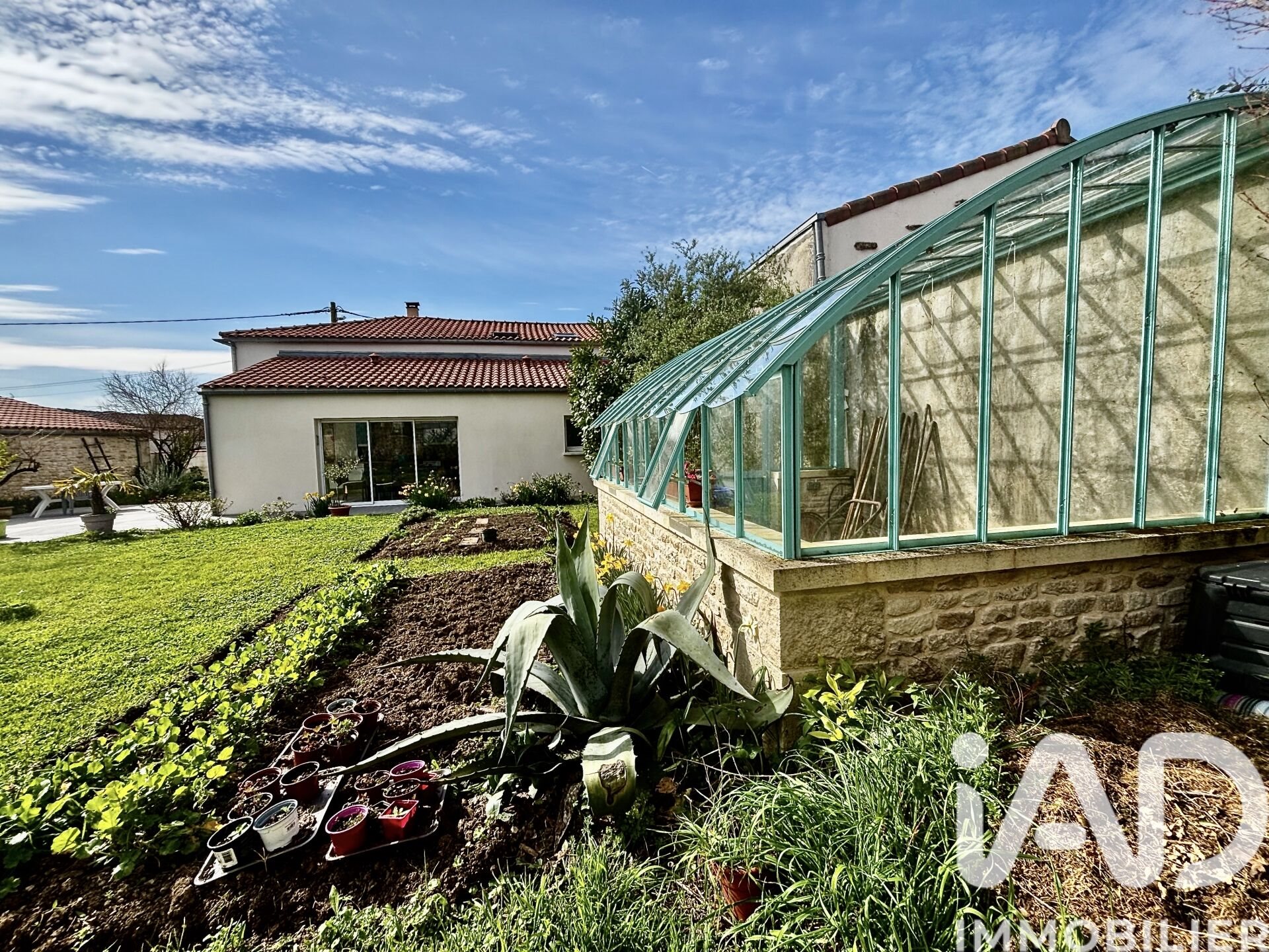 Maison à vendre, 146m², Thairé