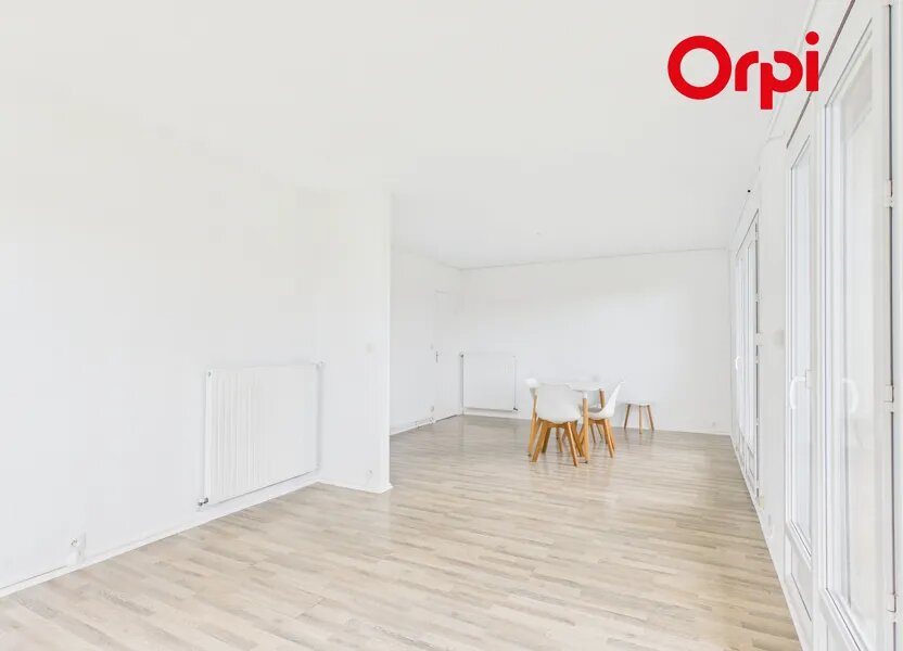 Appartement à vendre, 69m², Bernay