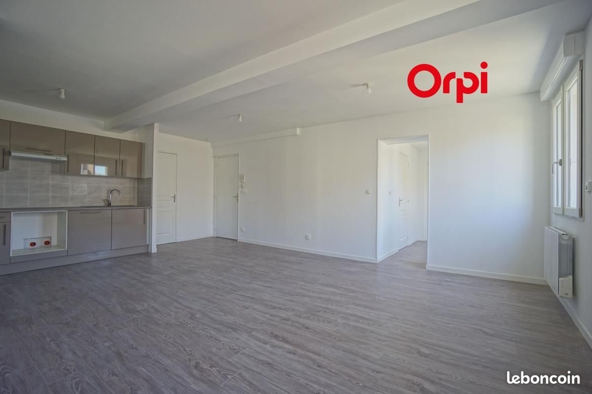 Appartement à louer, 65m², Bernay