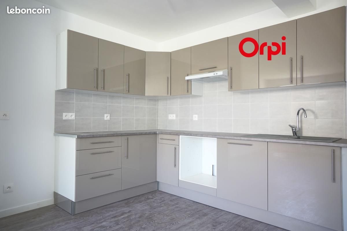 Appartement à louer, 65m², Bernay