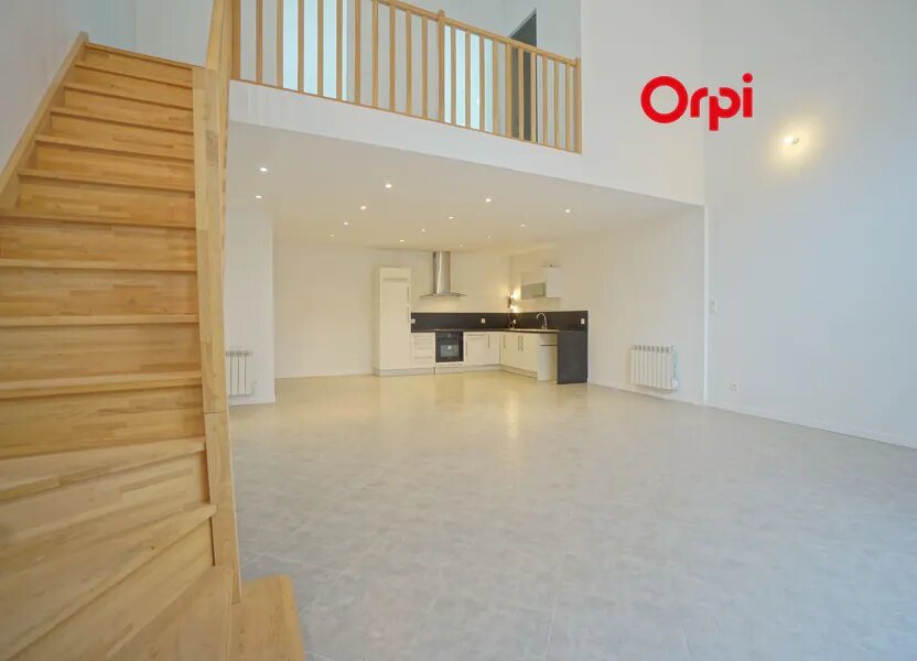 Appartement à louer, 86m², Bernay