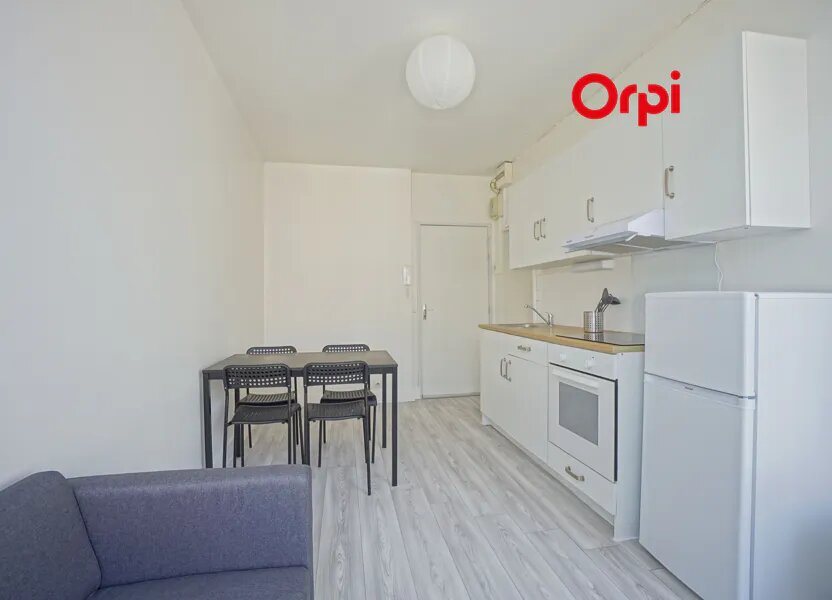 Appartement à louer, 29m², Bernay