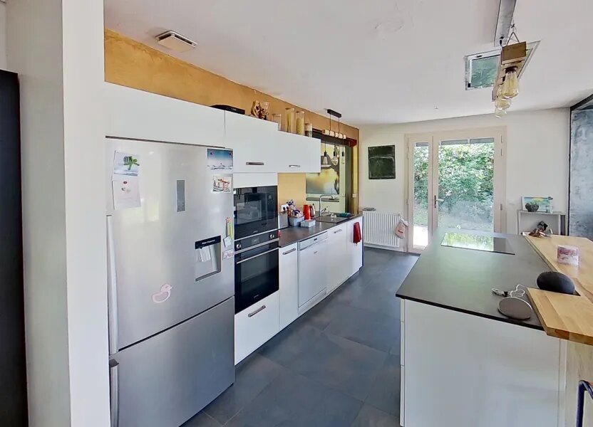 Maison à vendre, 166m², Massieux