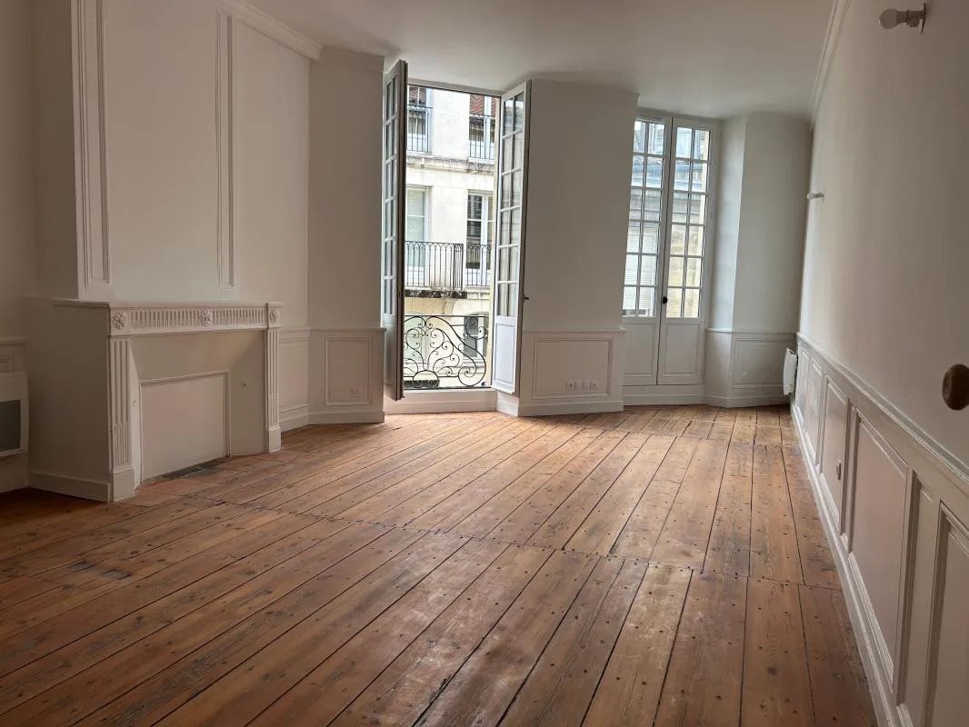 Appartement à louer, 53m², Bordeaux