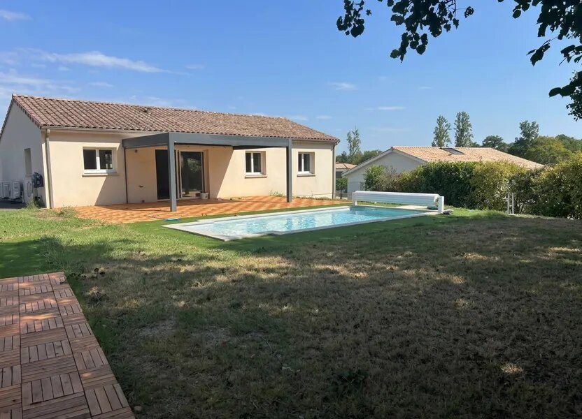 Maison à louer, 125m², Salleboeuf