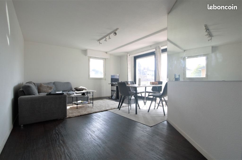 Appartement à louer, 81m², Pau