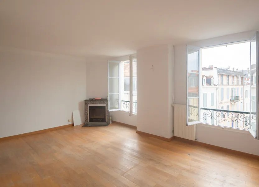 Appartement à louer, 74m², Pau