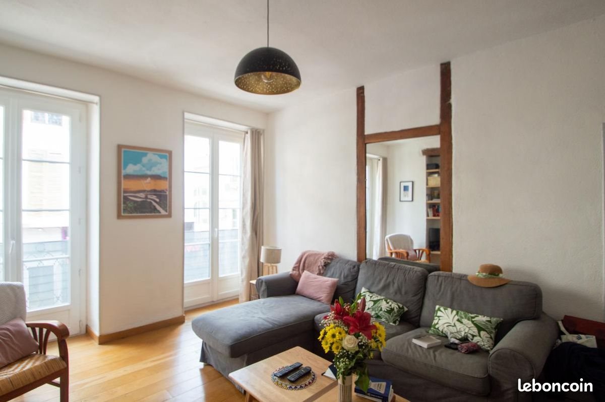Appartement à louer, 45m², Pau