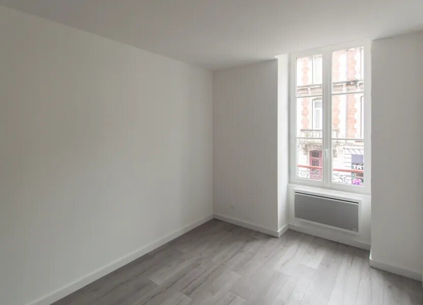 Appartement à louer, 19m², Pau
