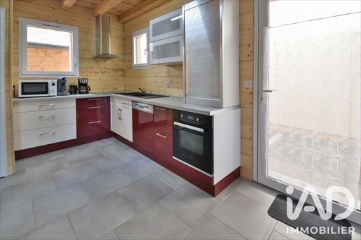 Advert pic 0