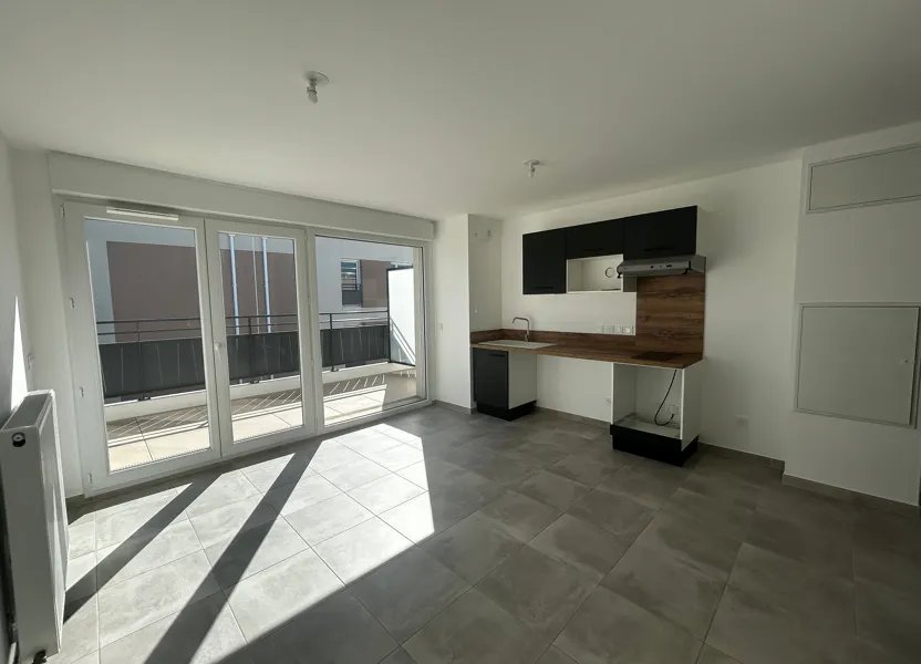 Appartement à louer, 49m², Morières-lès-Avignon