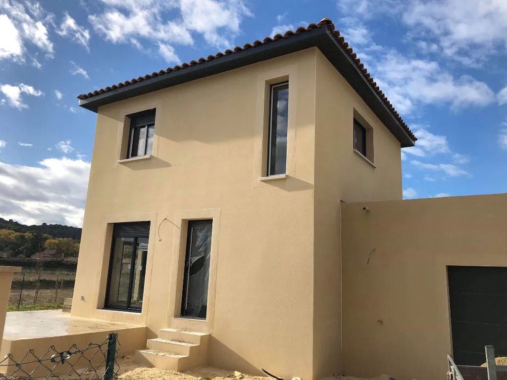 Maison à louer, 71m², Piolenc