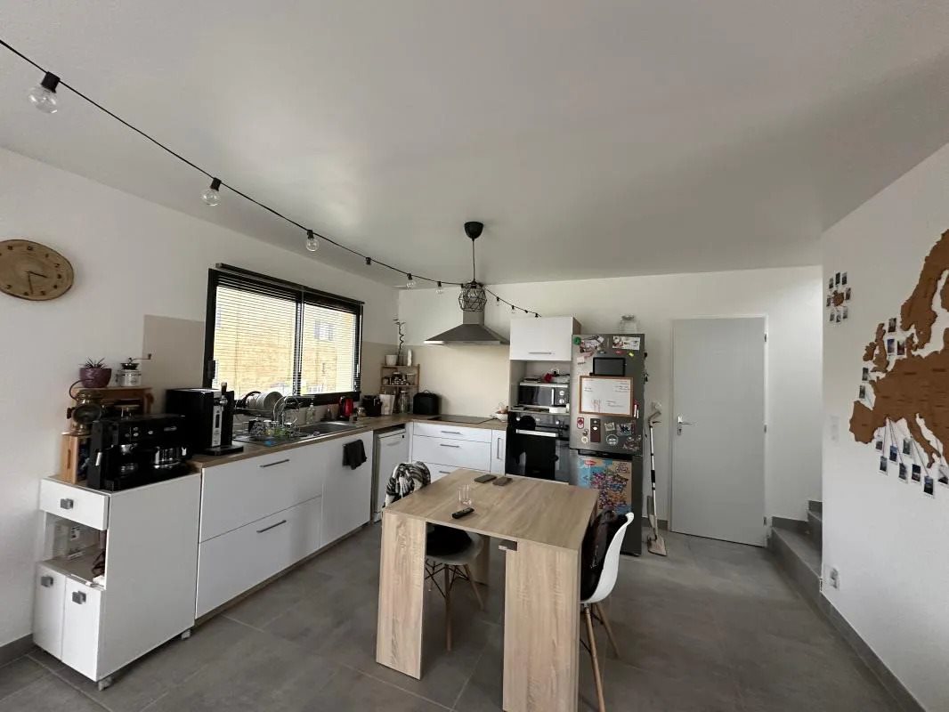 Maison à louer, 71m², Piolenc