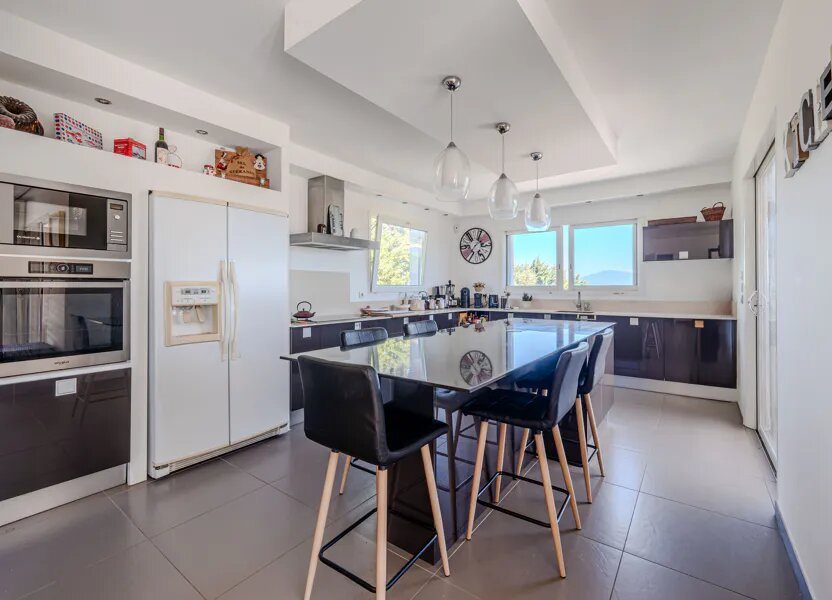 Maison à vendre, 168m², Saint-Saturnin-lès-Avignon