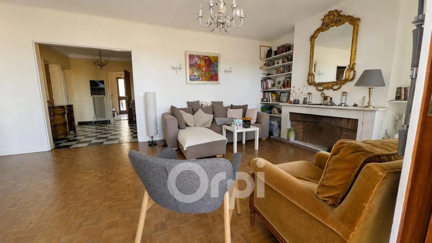 Maison à vendre, 210m², Aubière