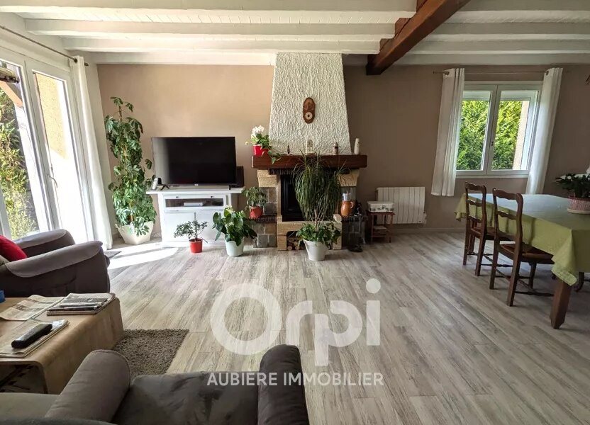 Maison à vendre, 133m², Tallende
