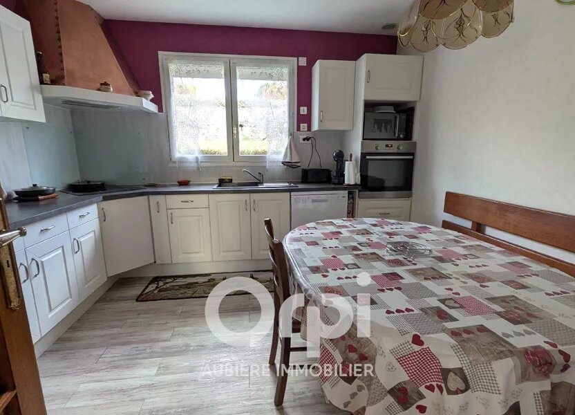 Maison à vendre, 133m², Tallende