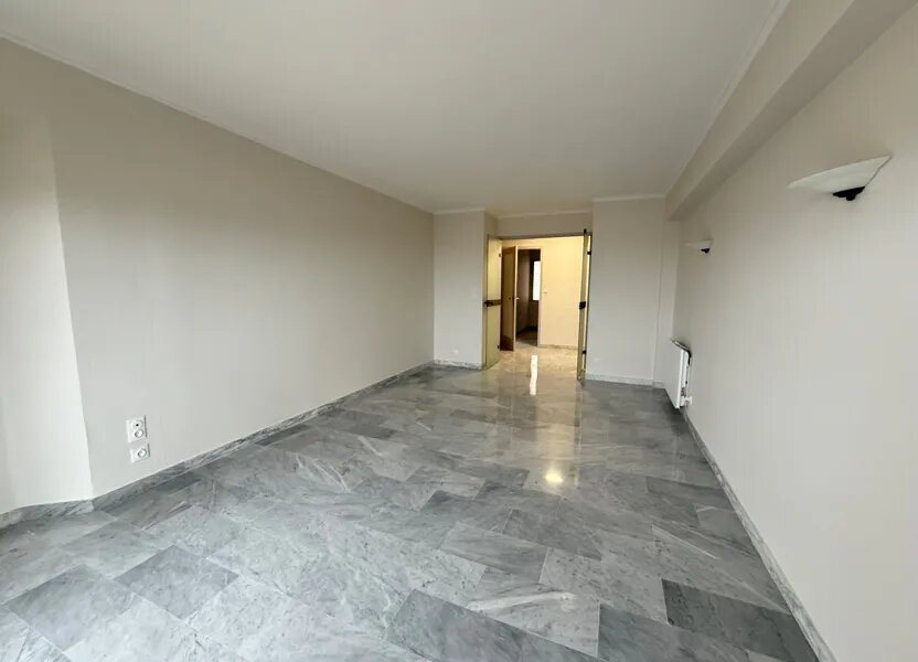 Appartement à louer, 75m², Le Cannet