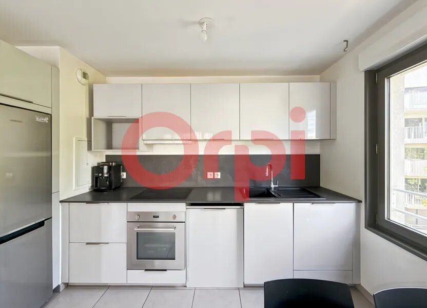 Appartement à louer, 80m², Lyon 8ème