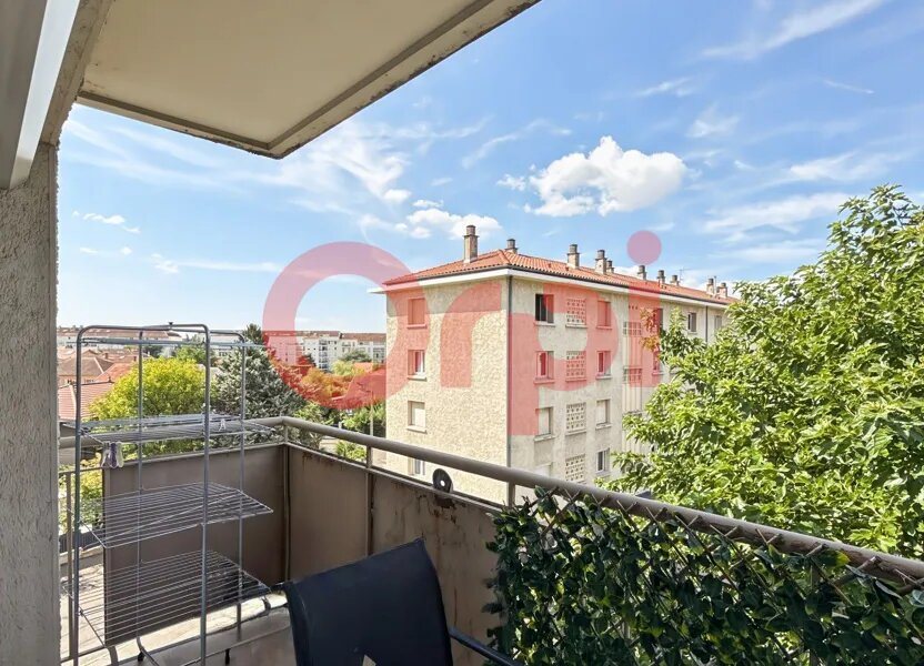 Appartement à louer, 62m², Bron