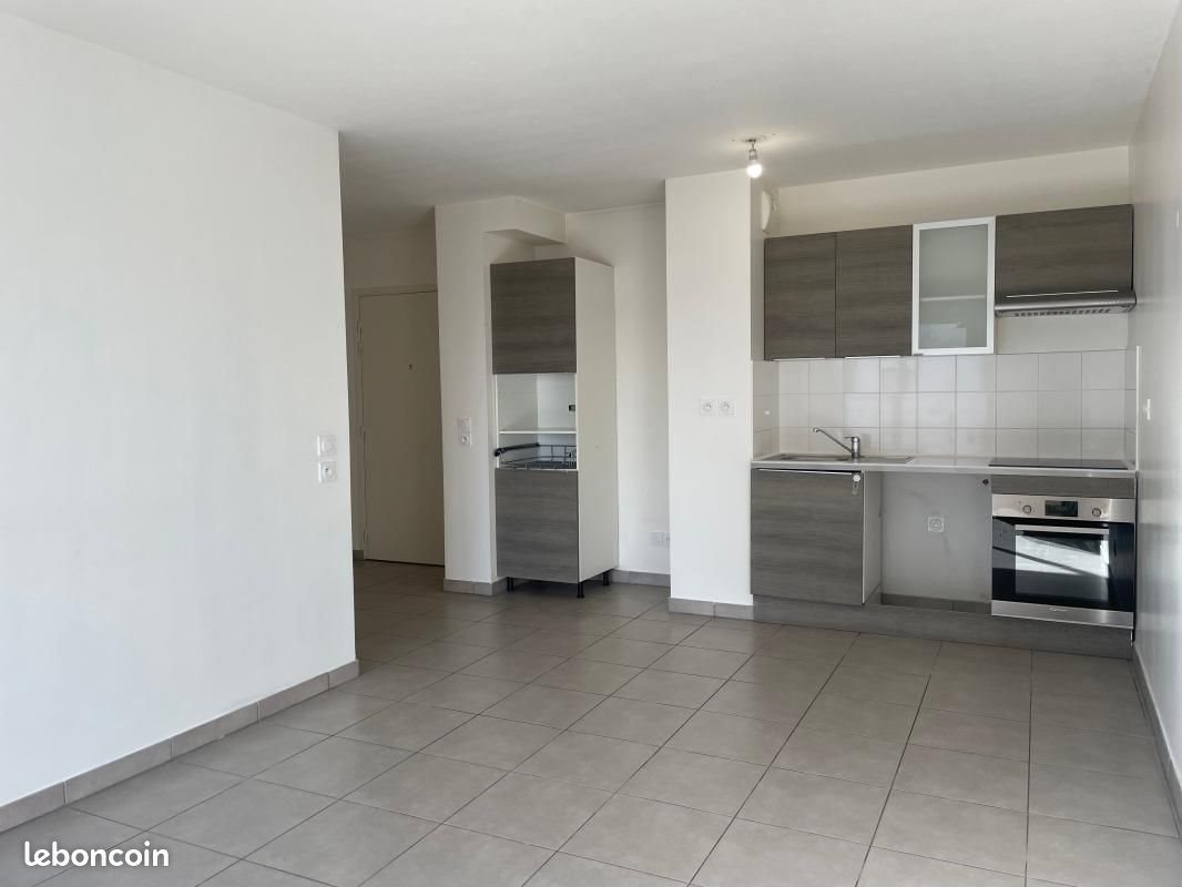 Appartement à louer, 56m², Pierre-Bénite