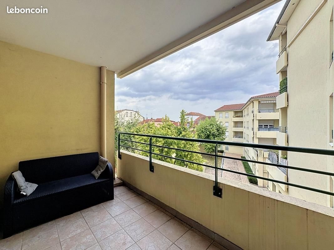 Appartement à louer, 66m², Pierre-Bénite